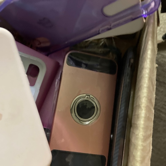 Cell phone cases. - Picture 2 of 4